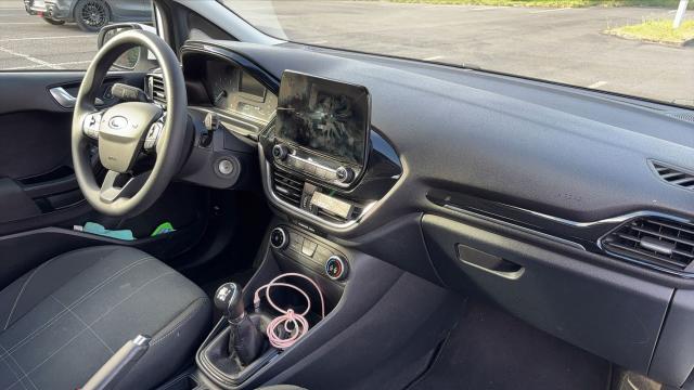 Ford Fiesta image 3