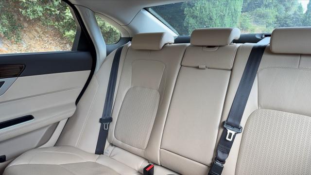 Jaguar Xf image 7