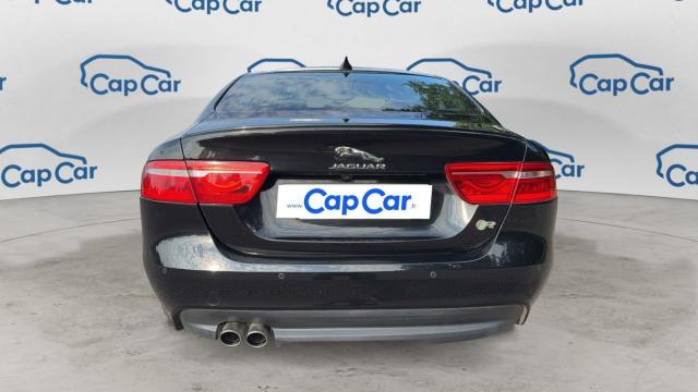 Jaguar Xe image 5