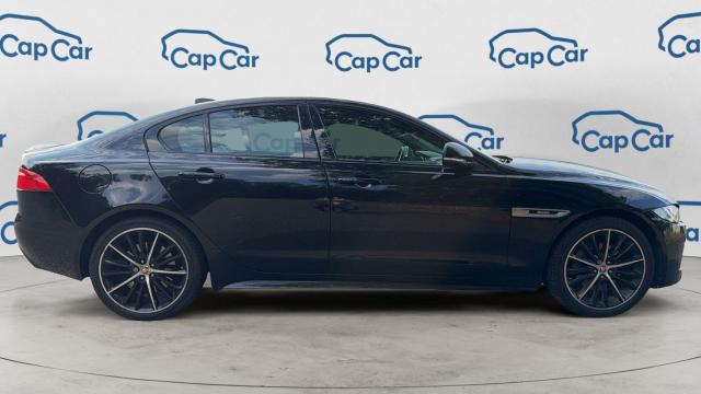 Jaguar Xe image 7