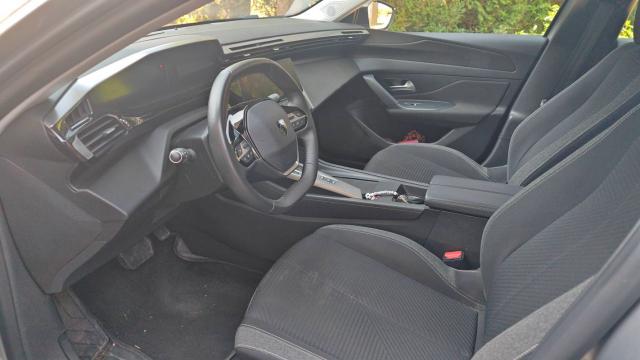 Peugeot 308 image 2