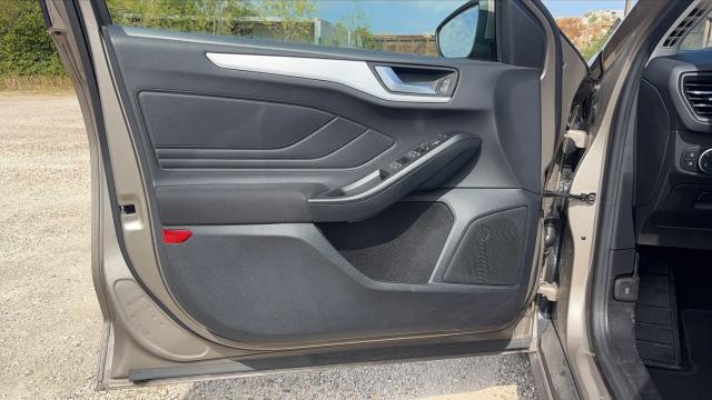 Ford Focus image 4