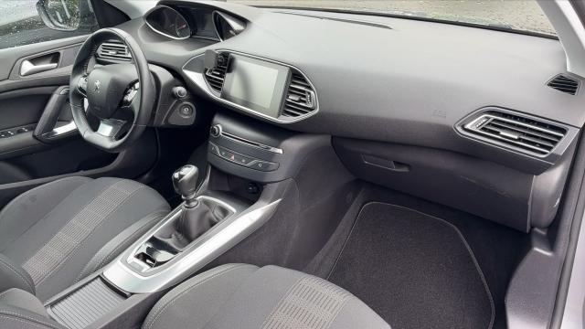 Peugeot 308 image 7