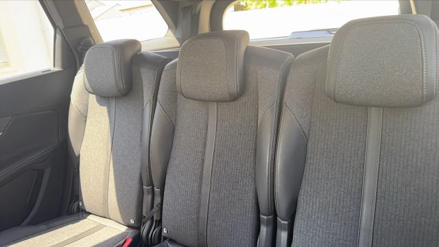 Peugeot 5008 image 9
