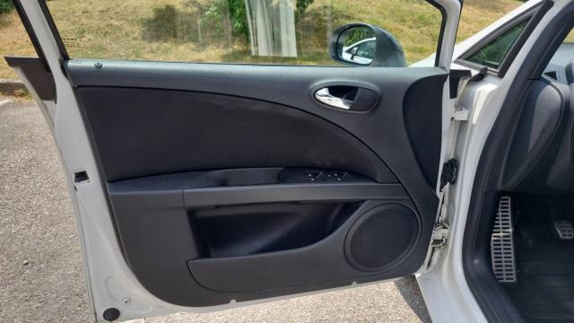 Seat Leon image 5