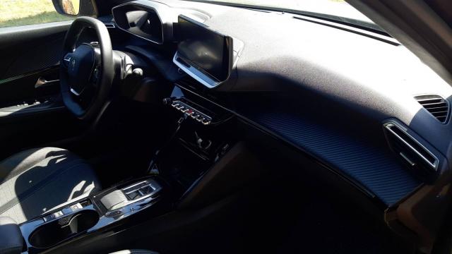 Peugeot 2008 image 5