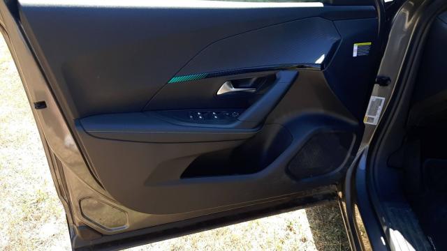 Peugeot 2008 image 4