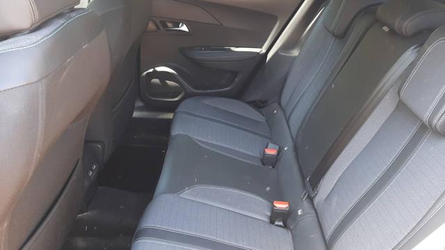 Peugeot 2008 image 7