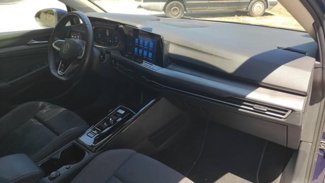 Volkswagen Golf image 8