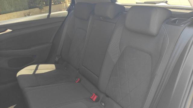 Volkswagen Golf image 5