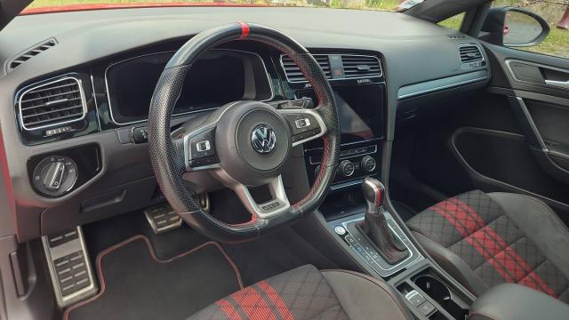 Volkswagen Golf image 1