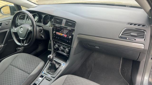 Volkswagen Golf Sw image 6