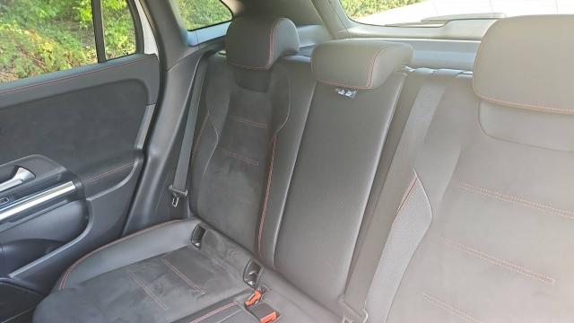 Mercedes Benz Classe Gla image 4