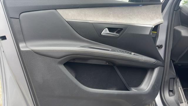 Peugeot 3008 image 5