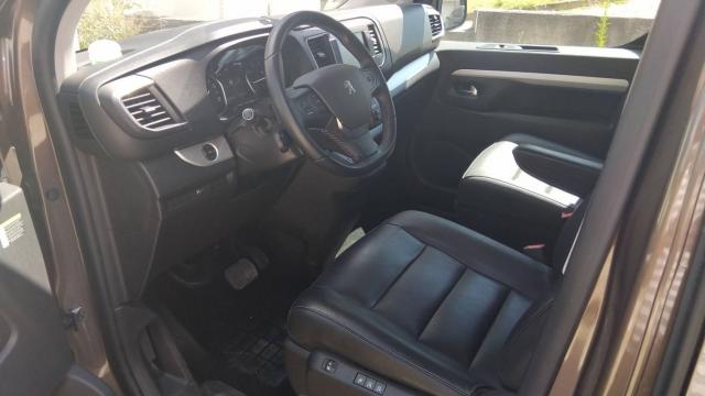 Peugeot Traveller image 5