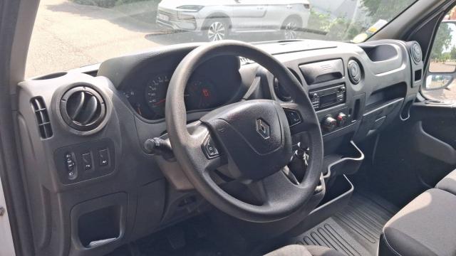 Renault Master image 8