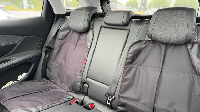 Peugeot 3008 image 3