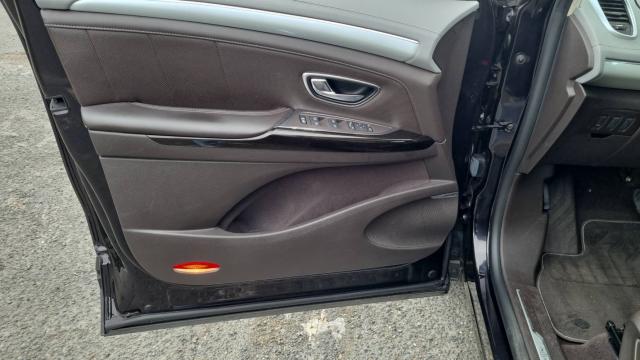 Renault Espace image 2