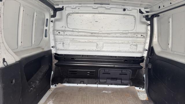 Renault Trafic image 9