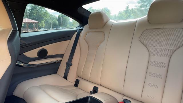 Bmw M4 image 2