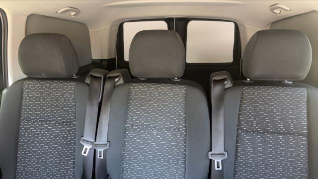 Mercedes Benz Vito image 9