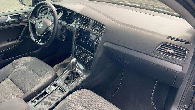 Volkswagen Golf image 7