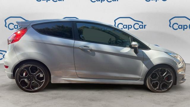Ford Fiesta image 2