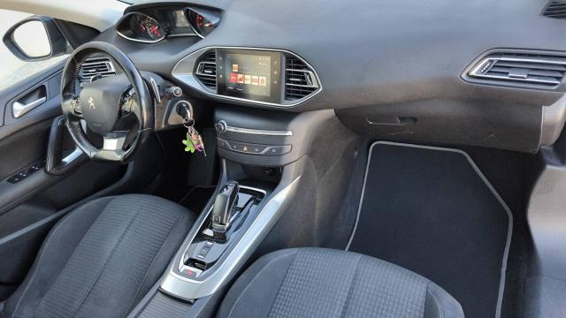 Peugeot 308 image 3