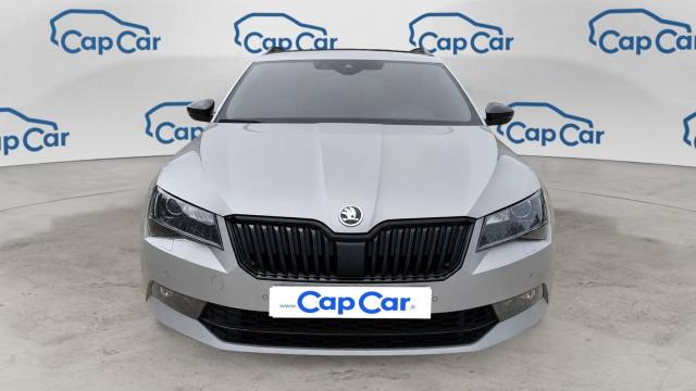Skoda Superb Combi image 8