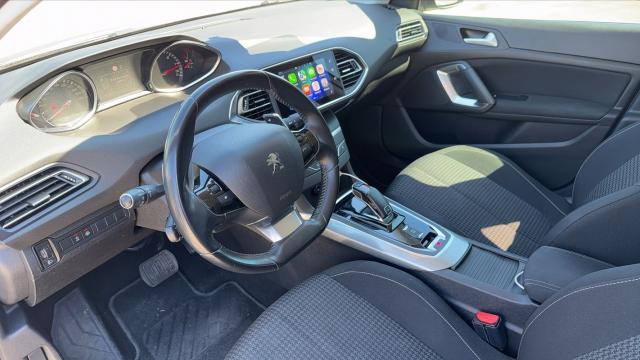 Peugeot 308 image 1