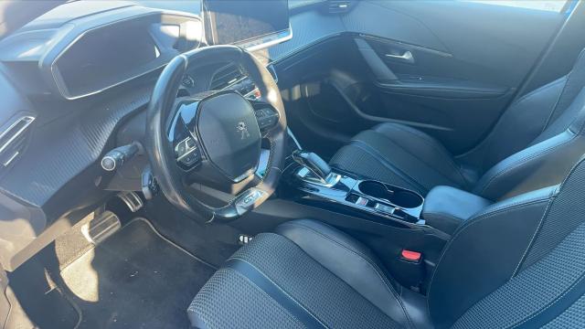 Peugeot E-208 image 7