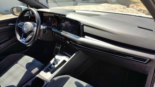 Volkswagen Golf image 2