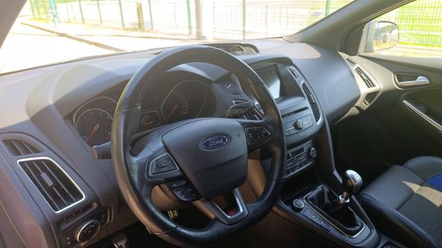 Ford Focus image 5