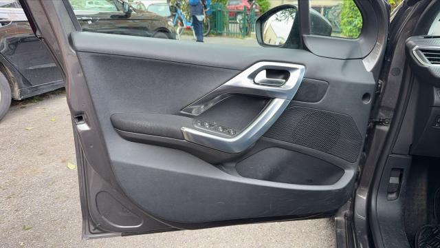 Peugeot 2008 image 6