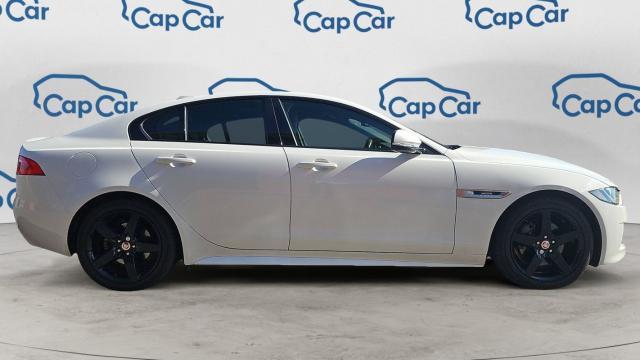 Jaguar Xe image 4
