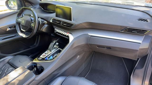 Peugeot 5008 image 3