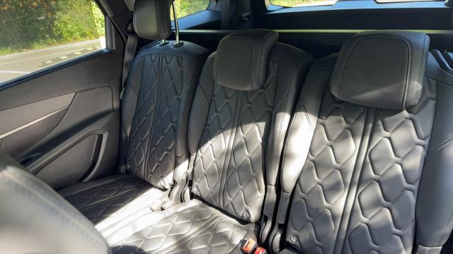 Peugeot 5008 image 6