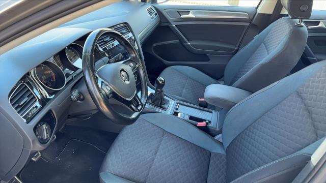 Volkswagen Golf image 4