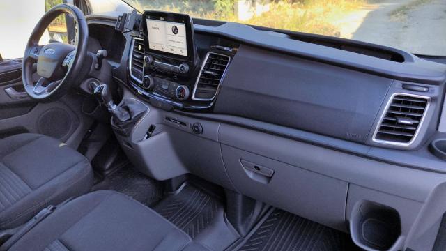 Ford Transit Custom image 9