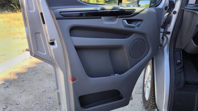 Ford Transit Custom image 3