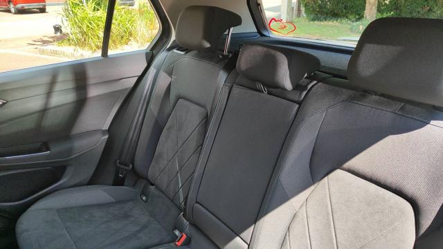 Volkswagen Golf image 8