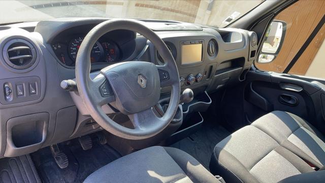 Renault Master image 9