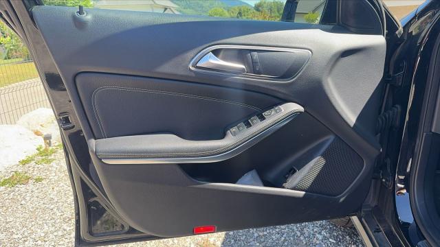 Mercedes Benz Classe Gla image 1