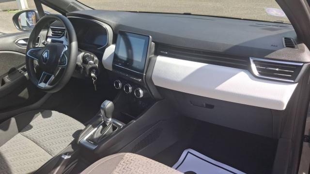 Renault Clio image 9