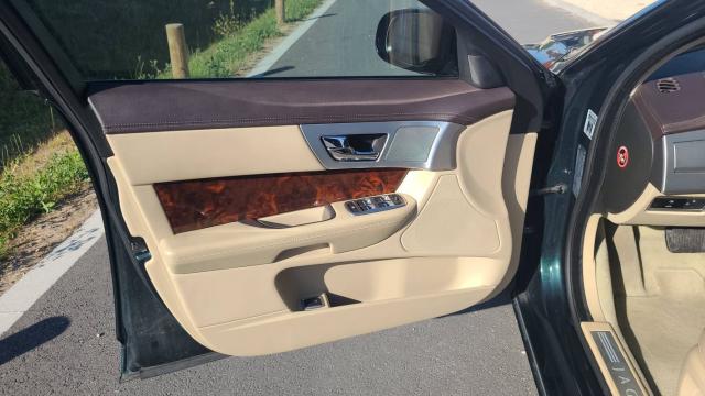 Jaguar Xf image 1