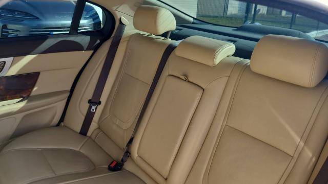 Jaguar Xf image 2