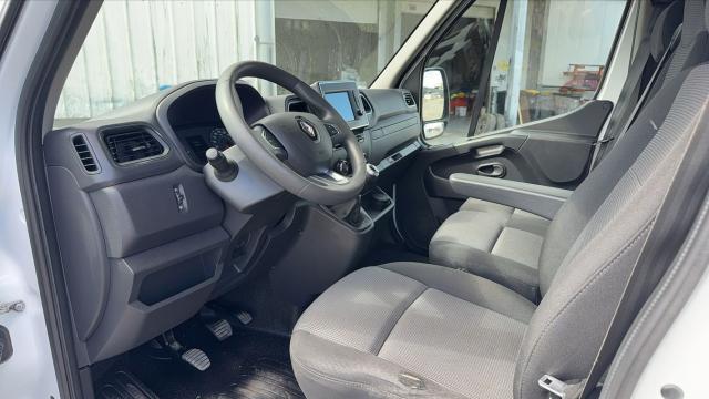 Renault Master image 9