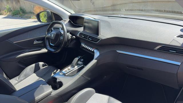 Peugeot 3008 image 4