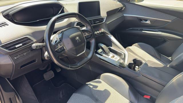 Peugeot 3008 image 8