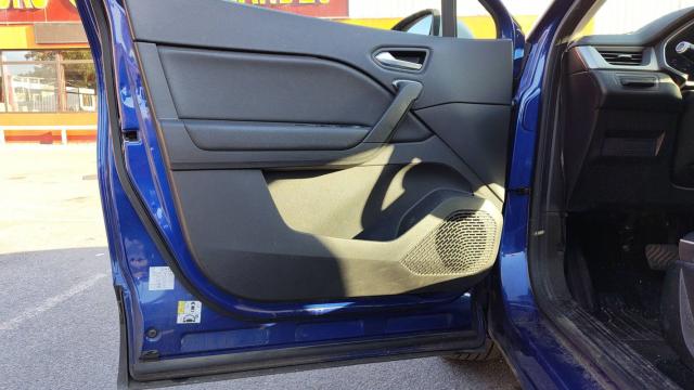 Renault Captur image 6